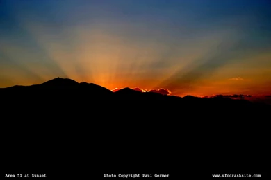 UFO Crash Site   Area 51 , Roswell , UFO Information