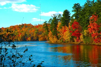 Free 1920X1408 Fall On River 1920x1408 Wallpapers Screensaver ...