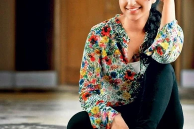 Hot And Bold Parineeti Chopra Wallpapers And Pics Free Download ...