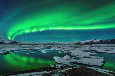 Spectacular Aurora Display Over Jökulsárlón, Iceland   Ultra High ...