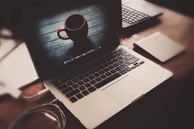 Download Wallpapers 2048x2048 Macbook Pro, Apple, Laptop ...