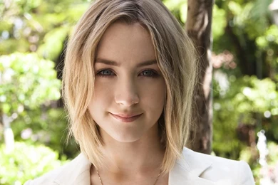 Magnificent Saoirse Ronan Wallpapers
