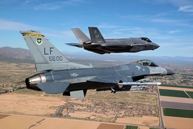 Report: The F 35 Can't Beat The F 16 In A Dogfight   VR World