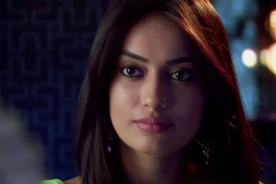 Surbhi Jyoti As Sanam Ahmed Khan In Qubool Hai TV Serial On Zee TV ...