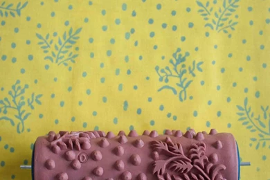 Wallpapers Paint: The Paint Roller That Creates A Wallpapers Look