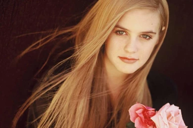 Alicia Silverstone Wallpapers