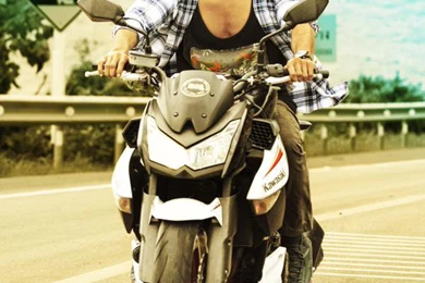 Ram Charan Sreenu Vaitla RC9 Movie First Look Images.   Southie