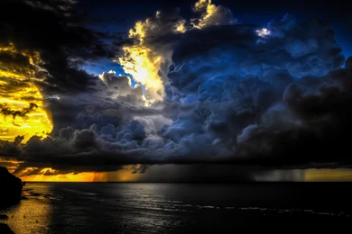 Download Storm Cloud Wallpapers For Iphone