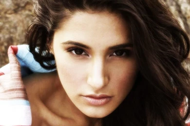 Nargis Fakhri Wallpapers