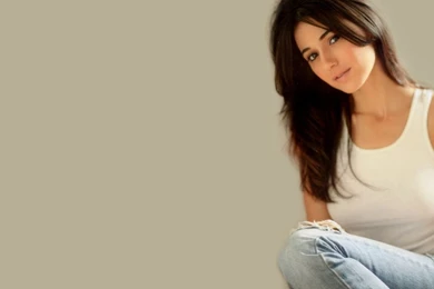 Emmanuelle Chriqui Entourage Wallpapers   Wallpaper.