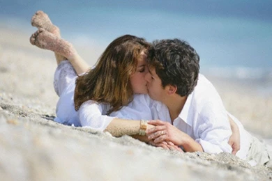 Pic New Posts: Caple Kiss Wallpapers