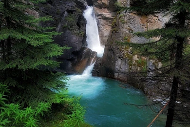 Cliff Falls World Most Famous Waterfall Landscape Wallpapers ...