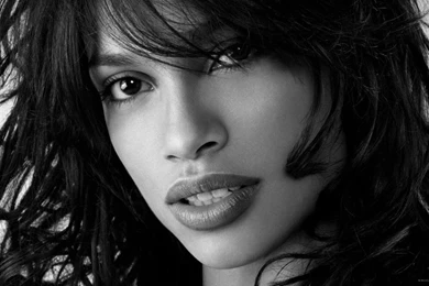 Rosario Dawson HD Wallpapers Free Download