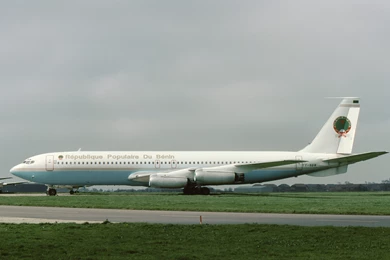 Aircrafts Airliner Airplane Army Cargo 707 Boeing Plane Transport ...