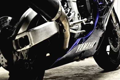 Download 1920x1080 Yamaha Bike Wallpapers