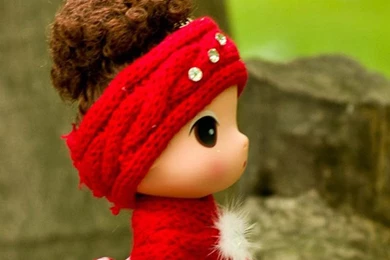 Cute Red Doll iPhone 6 Wallpapers