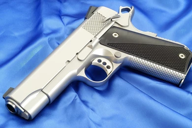 M1911 Pistol Wallpapers