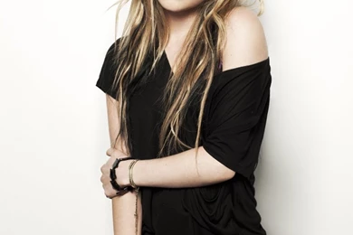 Avril Lavigne Goodbye Lullaby HD Desktop Wallpapers : Widescreen ...