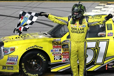 Kyle Busch Has Frustrating And Winning Day Prior To Chase Opener