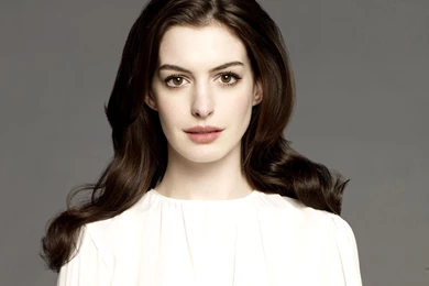 Anne Hathaway HD Post In Pixel Of 2560×1920, Girl In Perfect White ...
