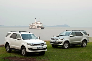 Toyota Fortuner Pictures   The Best Selling SUV In Asia