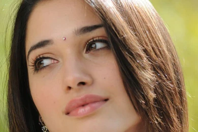 TAMANNA In Racha Aka Ragalai Movie Pic..