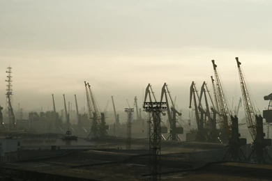 7 Industrial HD Wallpapers