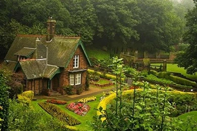 Home Gardens   Wallpaper.