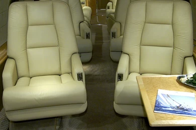 Inside Private Jet iPhone 5 Wallpapers