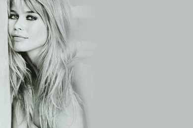 Claudia Schiffer Pretty Face Wallpapers   (