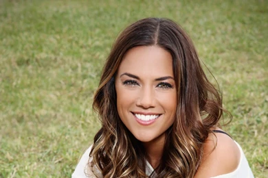 630x420px 50.33 KB Jana Kramer