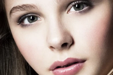 Chloe Grace Moretz Wallpapers For iPhone 5C