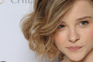 Chloe Moretz HD Wallpaper Images Pictures Photos Download Page 0