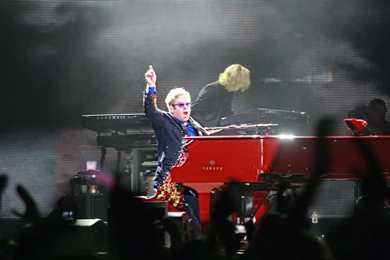 ELTON JOHN Rock Pop Glam Classic Piano Concert Wallpapers ...