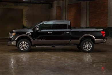 2016 Nissan Titan Diesel   Image