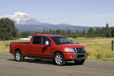 2010 Nissan Titan (SE, King Cab, XE, Crew Cab, PRO 4X, LE ...