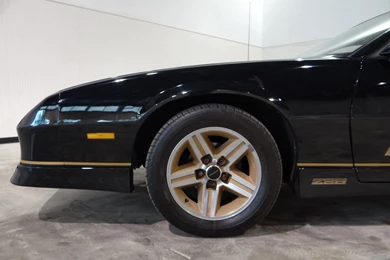 1986 Chevrolet Camaro IROC Z28 Muscle Wallpapers