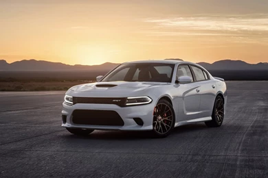 2015 Dodge Charger SRT Hellcat: The Most Powerful 4 door Sedan ...