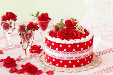 Download Cake Strawberries Wallpapers 2560x1600
