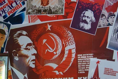 Wallpapers At The Communist Restaurant