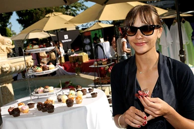 Rashida Jones HD Desktop Wallpapers