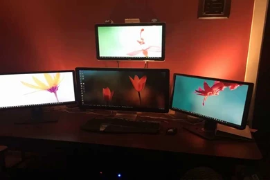 Set Different Wallpapers On Multiple Monitors In Windows 10   YouTube