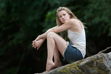 American Actor Amber Heard HD Wallpapers