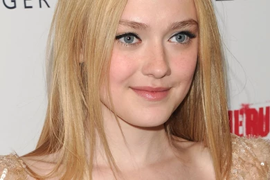 Dakota Fanning Wallpapers [4]   (