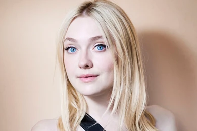 12 Quality Dakota Fanning Wallpapers, Celebrity