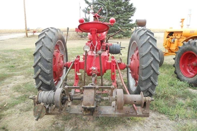 Farmall H (3)   Old West Realty & Auction, LLC – Curtis, NE
