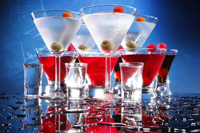 Download Wallpapers 3840x2160 Cocktails, Drop, Blue Backgrounds ...