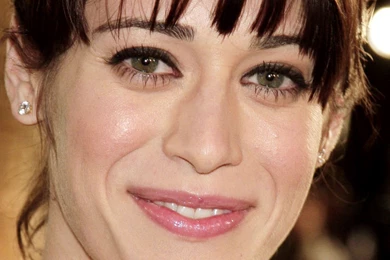 Lizzy   Lizzy Caplan Wallpapers (2617547)   Fanpop