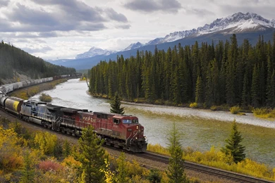 1684 Train HD Wallpapers