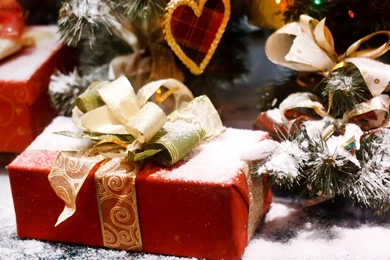 Present Wallpapers HD